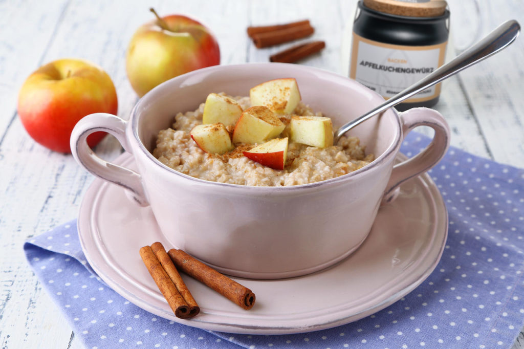 Express Porridge mit Apfelkuchengewürz Express Porridge mit Apfelkuchengewürz