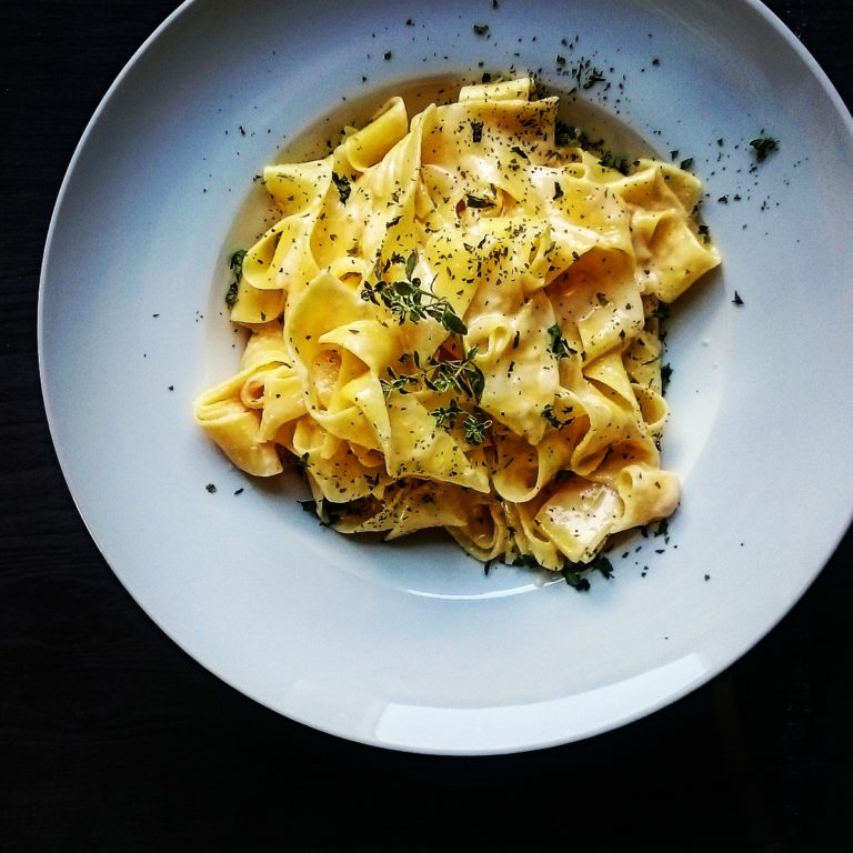 Makaronie Mit KäSesoßE - Rezepte Suchen