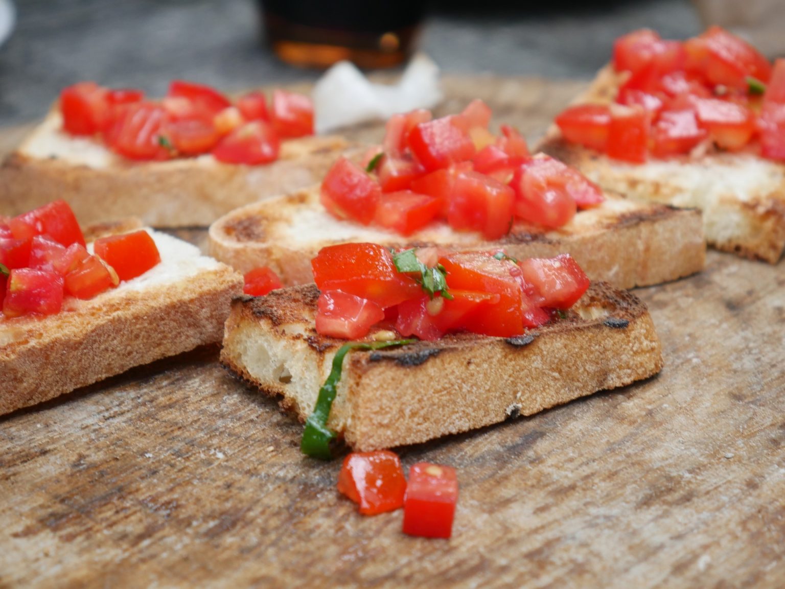 Bruschetta mit Tomate Rezept - Italienischer Vorspeisen Klassiker