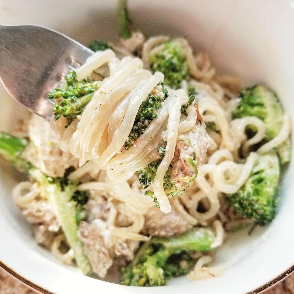 Low Carb Pasta mit Brokkoli