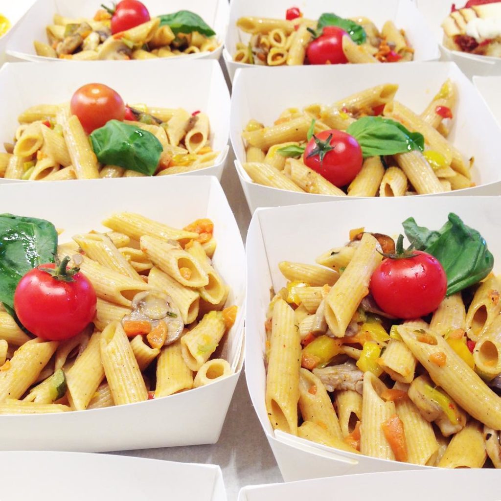 Penne Nudeln in Box aufbewahren